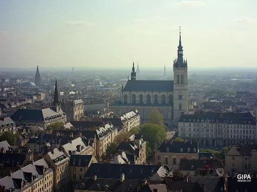 Découverte des quartiers riches de Reims : Où vivre dans la ville des sacres